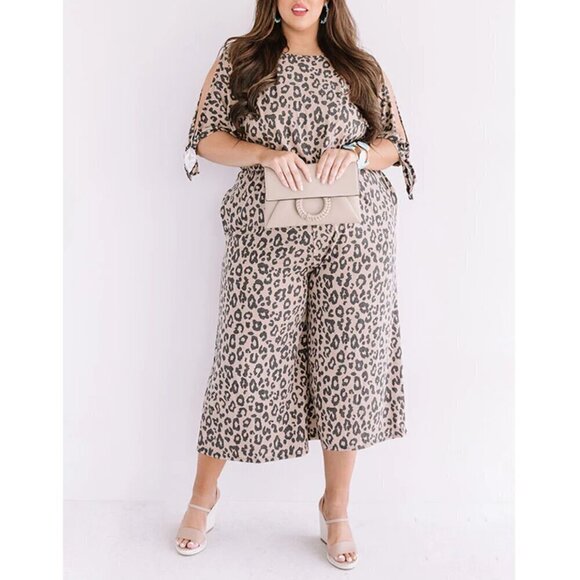 Leopard Jumpsuit Plus Size 2X Black Pink Leopard Stretch Jersey NWOT - Picture 1 of 12